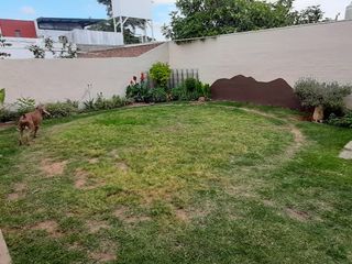 Foto 6 de En Venta Casa en Barrio Panamericano