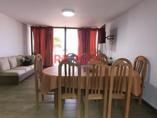 Foto 4 de Descubre la serenidad y comodidad de vivir cerca del mar en este encantador departamento flat ubicado en el corazón de Huanchaco, Trujillo. 🌊

🏠 **D