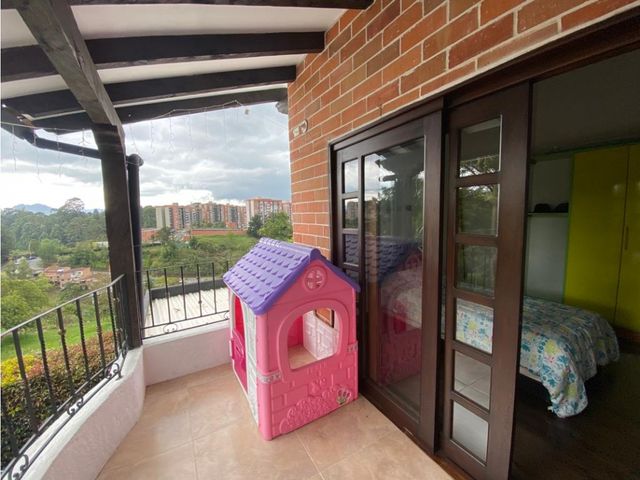 VENDO CASA CAMPESTRE SECTOR LOS COLEGIOS