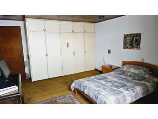 Foto 15 de VENTA CASA SANTA PAULA  3 O 4 ALCOBAS  $2300MILL
