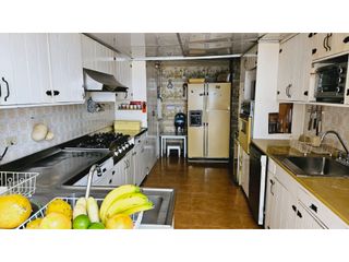Foto 13 de VENTA CASA SANTA PAULA  3 O 4 ALCOBAS  $2300MILL