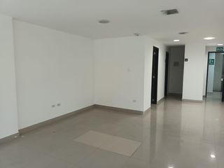 Iñaquito, Oficina en  Renta, 70m2, 1 ambiente .
