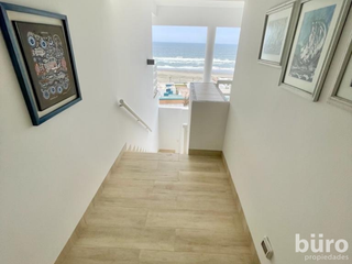 Foto 10 de LISTA PARA MUDARSE! ESPECTACULAR CASA DE PLAYA AMOBLADA EN LOMAS DEL MAR