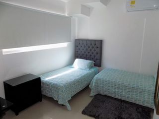Foto 20 de apartamento en venta en miramar. Cod V87030