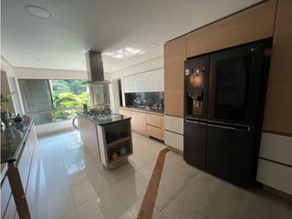 Foto 7 de Apartamento en Las Lomas 227m2  El Poblado