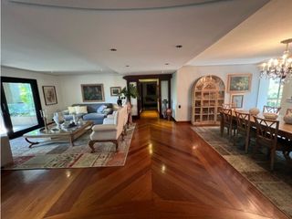 Foto 9 de Apartamento en Las Lomas 227m2  El Poblado