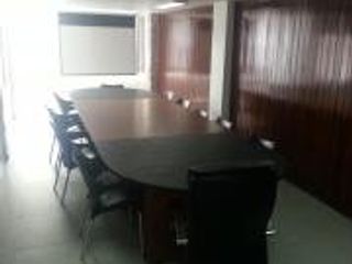 Foto 5 de VENTA URGENTE OPORTUNIDAD CASA 700 M²  /  Para negocios u Oficinas / Sector NUEVO FERRISARIATO.