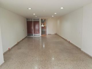 Foto 7 de oficina en venta en cÁmara de comercio piso 3. Cod V10522