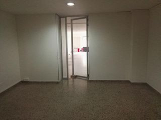 Foto 6 de oficina en venta en cÁmara de comercio piso 3. Cod V10522