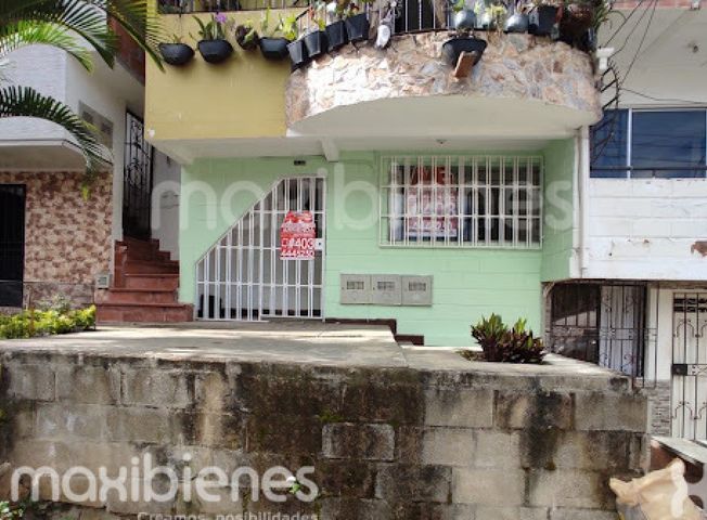 Casa en arriendo en Bello