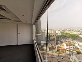Foto 7 de La Positiva Alquila Oficina En San Isidro - C.e.s.i. - Piso 12