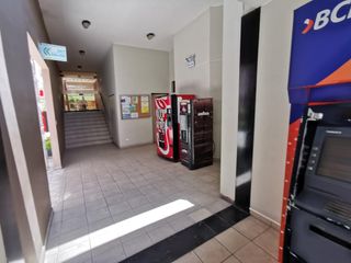 Foto 20 de La Positiva Alquila Oficina En San Isidro - C.e.s.i. - Piso 12