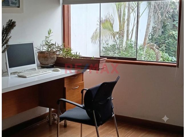 Casa en Venta en Surquillo - Altro