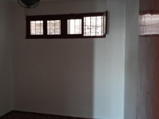 DORREGO Y JOAQUÍN V. GONZALES  2 DORM BALCÓN TERRAZA 75 M2  USD 35.000