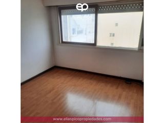 VENTA Piso 4 amb + dep c/ cochera - Plaza Mitre MdP