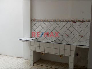 Foto 3 de 🏠 **¡Oportunidad Única en Pimentel, Chiclayo!** 🌟

Te presentamos esta amplia y versátil casa urbana en ESQUINA ubicada en la atractiva Urb La Plata