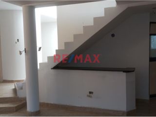 Foto 19 de 🏠 **¡Oportunidad Única en Pimentel, Chiclayo!** 🌟

Te presentamos esta amplia y versátil casa urbana en ESQUINA ubicada en la atractiva Urb La Plata