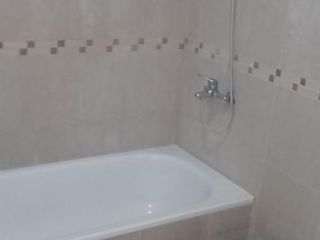 Departamento en venta - 2 dormitorios 1 baño - cochera - 95mts2 - Los Hornos, La Plata