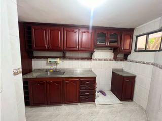 Se arrienda casa en Av del Libertador, Santa Marta