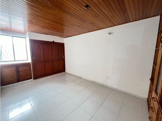 Se arrienda casa en Av del Libertador, Santa Marta