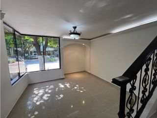 Se arrienda casa en Av del Libertador, Santa Marta