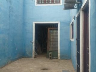 Foto 32 de SE VENDE CASA DE DOS PLANTAS MÃS GALPÃN EN BARRIO SAN ROQUE