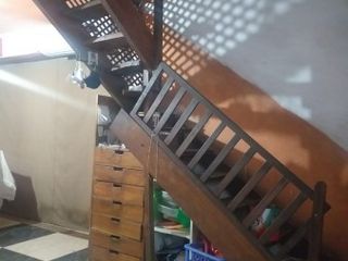 Foto 10 de SE VENDE CASA DE DOS PLANTAS MÃS GALPÃN EN BARRIO SAN ROQUE