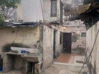 Foto 33 de SE VENDE CASA DE DOS PLANTAS MÃS GALPÃN EN BARRIO SAN ROQUE