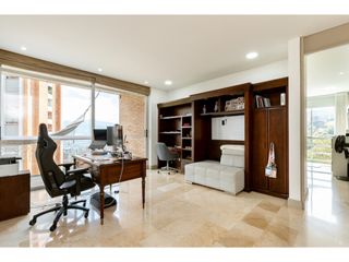 Venta Apartamento El poblado sector Las Santas DESOCUPADO