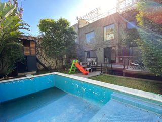 Foto 31 de Casa en alquiler 5 amb + playrom y quincho en Belgrano Chico