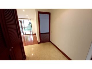 APARTAMENTO CON AMPLIOS ESPACIOS EN SAN LUCAS