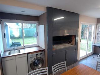 Foto 10 de VENTA CON PERMUTA CASA 3 AMB.BOSQUE.PRAMOS #324