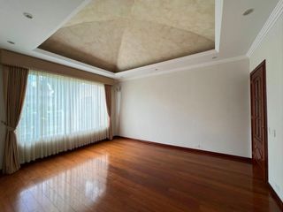 RENTO CASA EN JACARANDA