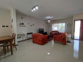 Foto 6 de Casa en venta en Hurlingham