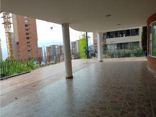 Casa en arriendo  en La Calera Poblado Medellin