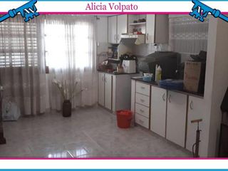 Foto 5 de Casa PH en venta en Villa Dominico