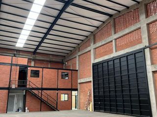 Foto 10 de bodega en arriendo en zona industrial. Cod A3186