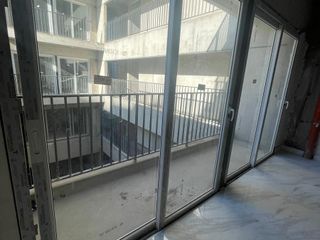 Departamento de 2 ambientes con balcón  en excelente precio