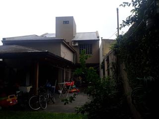 Foto 2 de CASA 4 AMBIENTES EN VENTA - QUILMES OESTE