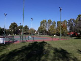 Foto 20 de SE VENDE CHALET 3 AMB. EN B° CERRADO- ING. MASCHWITZ