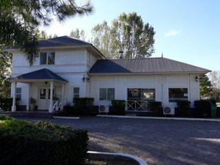Foto 17 de SE VENDE CHALET 3 AMB. EN B° CERRADO- ING. MASCHWITZ