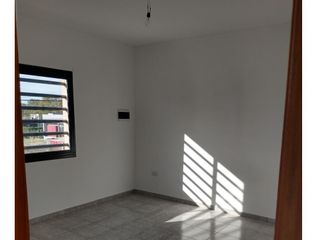 Casa en venta - 2 dormitorios 1 baño - 110mts2 - Joaquin Gorina