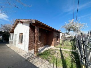 Casa En Venta En Monte Hermoso-pedro Mendoza 861