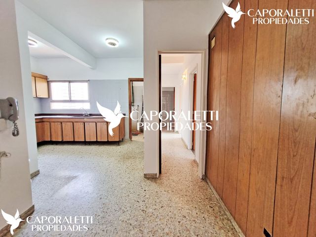 Venta Departamento Semipiso 3 Ambientes En Quilmes Centro Balcón Excelente Vista