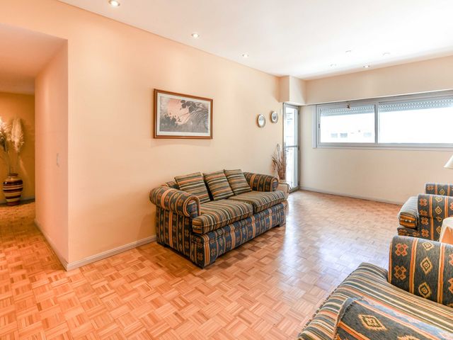 Venta departamento 4 ambientes. Quilmes centro