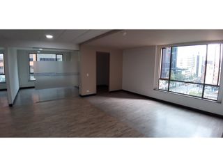 ARRIENDO OFICINA EN ZONA FINANCIERA DE BOGOTA