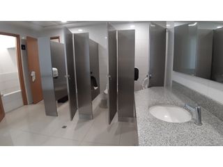 ARRIENDO OFICINA EN ZONA FINANCIERA DE BOGOTA