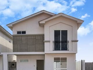 Foto 2 de Venta de casa en etapa Soleana de Casalaguna- Casa Camelia a pocos minutos Riocentro Dorado, La Aurora