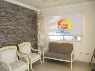 Foto 4 de Alquiler Villa en Ciudadela Cerrada con salida al mar y piscina, Playas Villamil