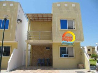 Foto 3 de Alquiler Villa en Ciudadela Cerrada con salida al mar y piscina, Playas Villamil